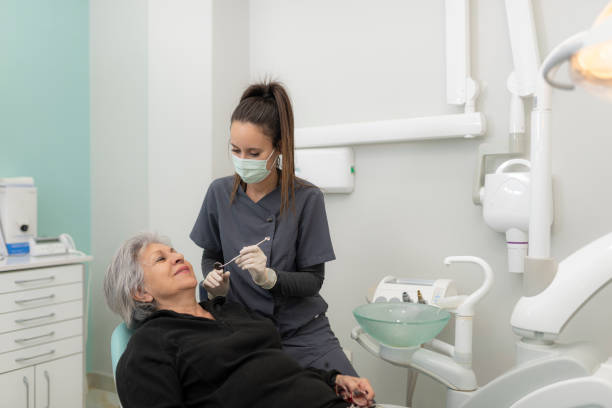 Best Cracked Tooth Emergency Dentist  in Beloit, OH
